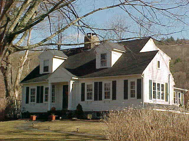 Building photograph for 517 LIME ROCK ROAD